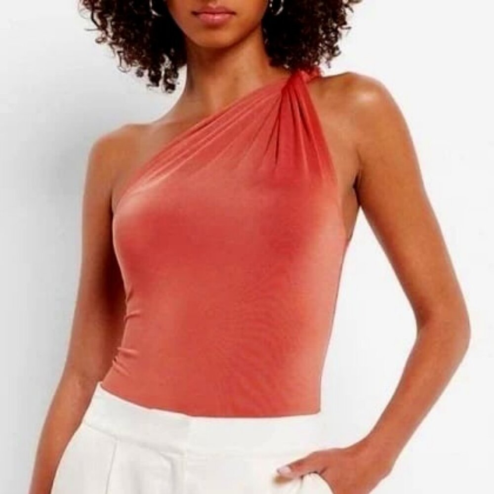 NWT EXPRESS Body Contour Collection Twisted One Shoulder Thong Bodysuit M